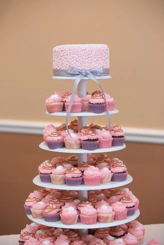 Fabulous & Faux Wedding Cakes, Markham