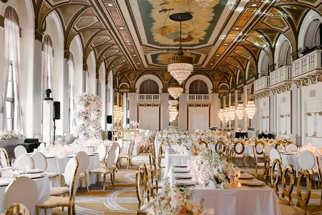 Hotels: Fairmont Royal York 3