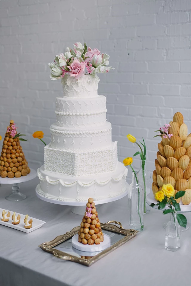 Finespun Cakes & Pastries, Toronto