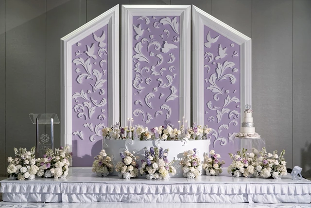 Wonder birds wedding