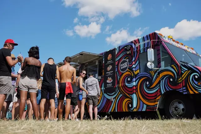 Full Service Caterers: Food Dudes 20