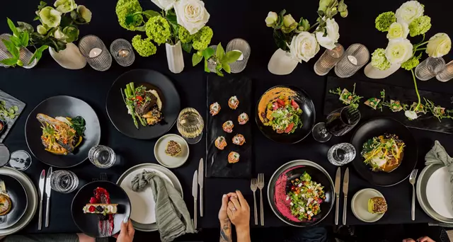 Full Service Caterers: Food Dudes 1