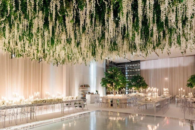 Hotels: Four Seasons Hotel Toronto 1