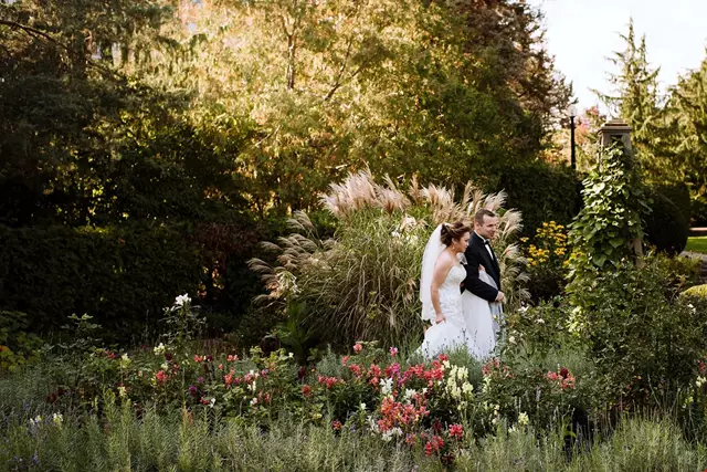 Photographers: Fox Photography 4