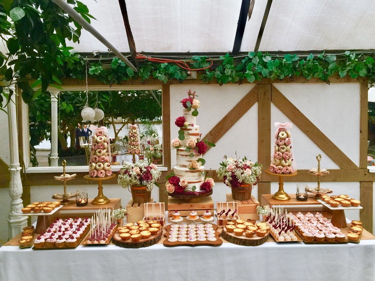 Fruitilicious Cakes profile photo