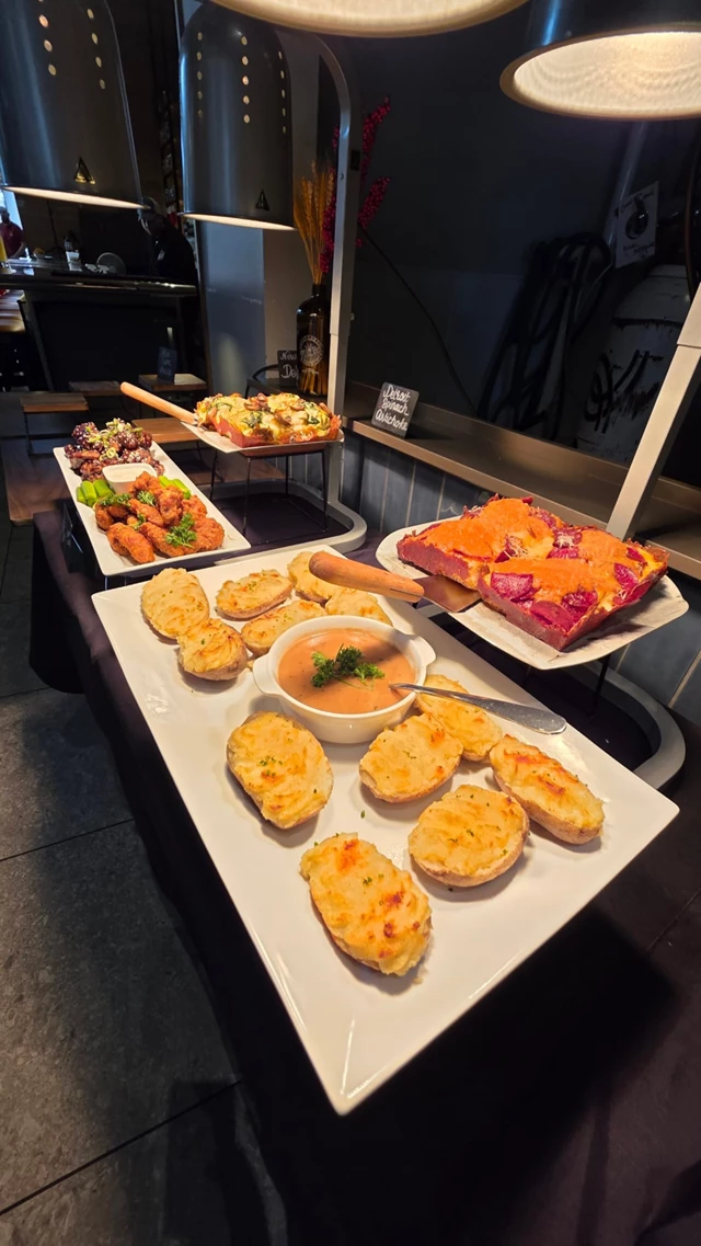 Restaurants: GLB BrewPub 7