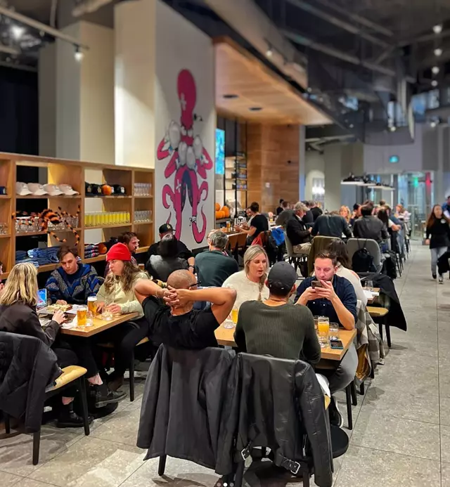 Restaurants: GLB BrewPub 4