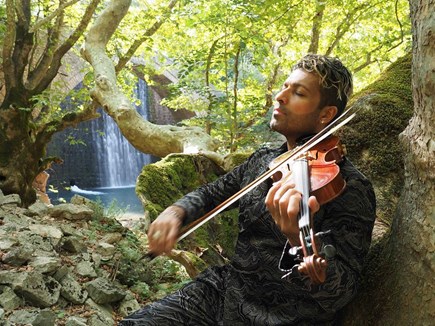 Image - G Pinto - Violinist