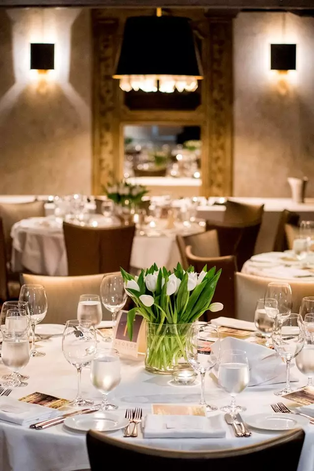 Restaurants: George Restaurant 1