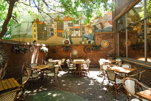 Restaurants: Granite Brewery 19