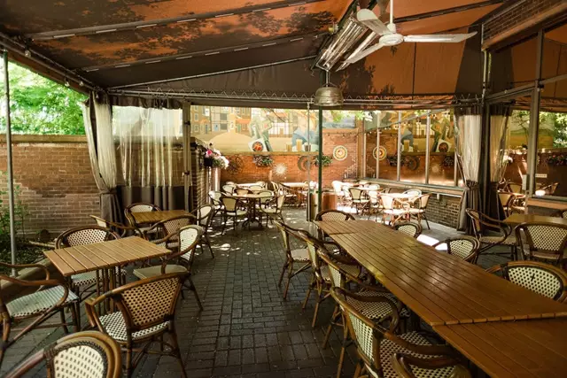 Restaurants: Granite Brewery 18