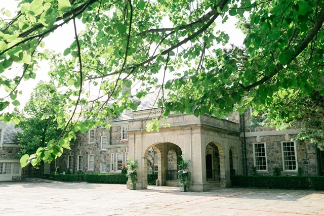 Mansions/Houses: Graydon Hall Manor 6