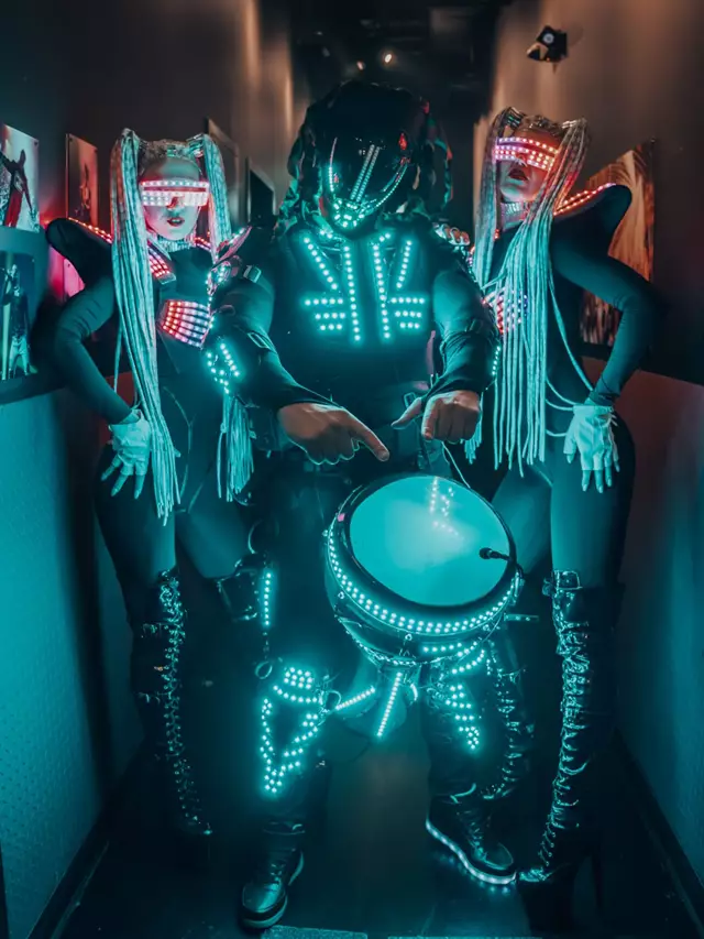 Live Music & Bands: Habibi Drums 11