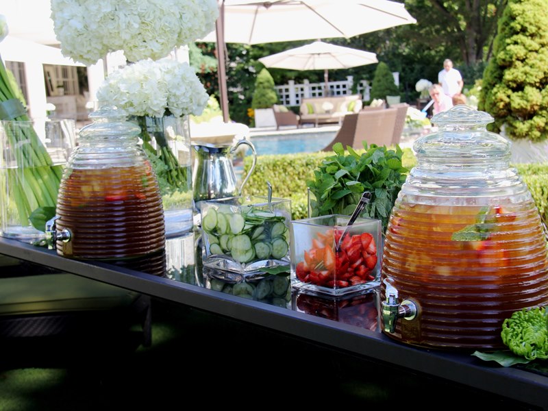 Beehive Jug, Hurricane Vase & Plexi-bar, 