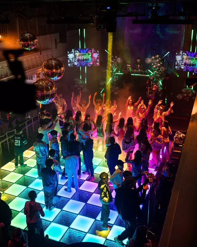 Disc Jockey's / DJs: High Life Event Group 2