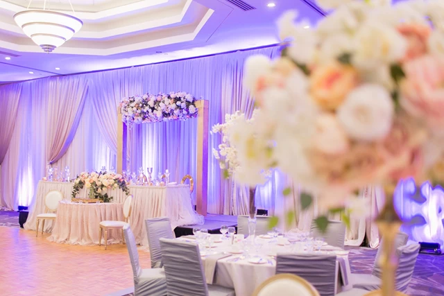 Hotels: Hilton Suites Toronto/Markham 2