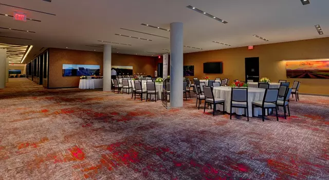 Hotels: Hotel X Toronto 4