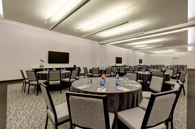Hotels: Hotel X Toronto 5