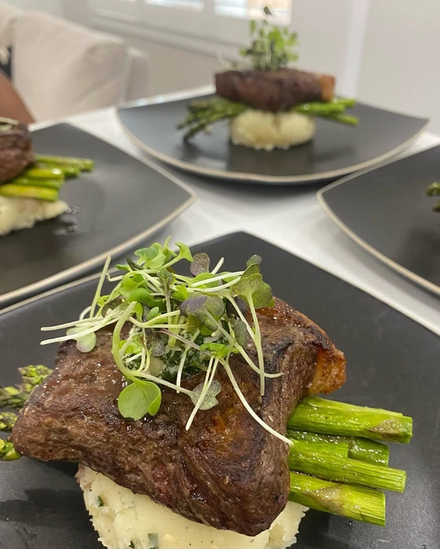 Private Chefs: Hungrieyes 8