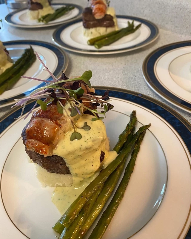 Private Chefs: Hungrieyes 12