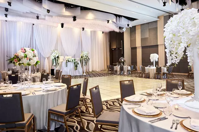 Special Event Venues: Hyatt Place Toronto Mississauga & Luxe Convention Centre 23