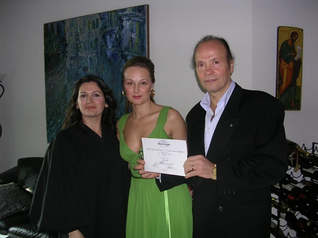 I Do Toronto - Paula da Nova - Ontario Wedding Officiant, Toronto