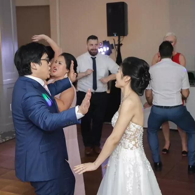 Disc Jockey's / DJs: Impact DJ 20