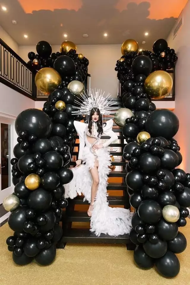 Entertainment: Indigo Entertainment 1