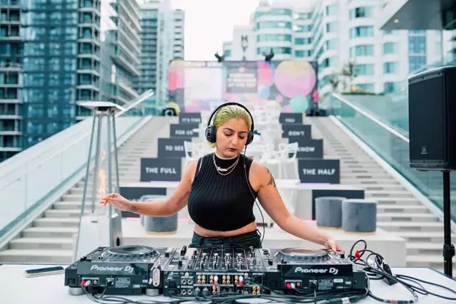 Photographers: Indigo Visual 5