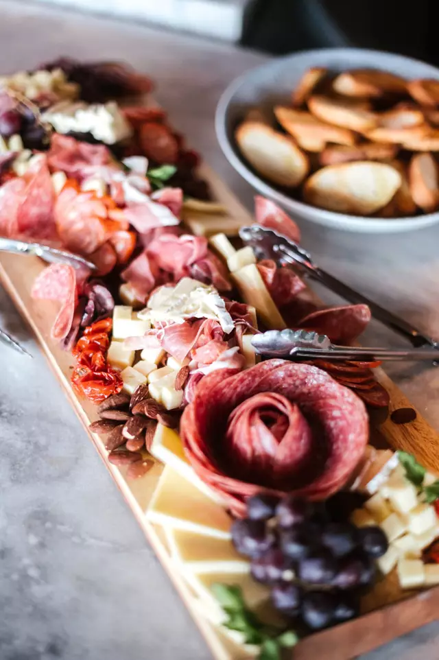 Restaurants: JOEY Eaton Centre 10