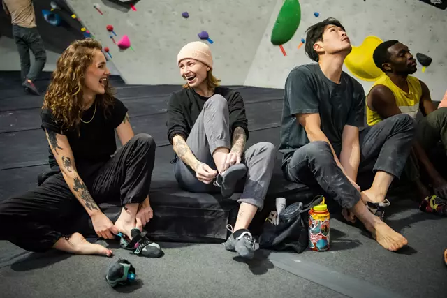 Entertainment Venues: Joe Rockheads 1