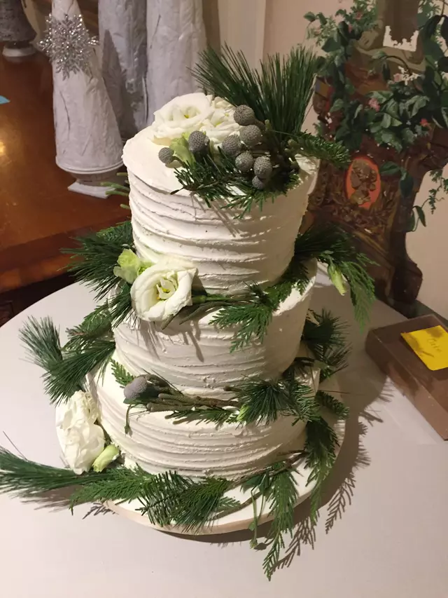 Wedding Cakes: Just Temptations 2