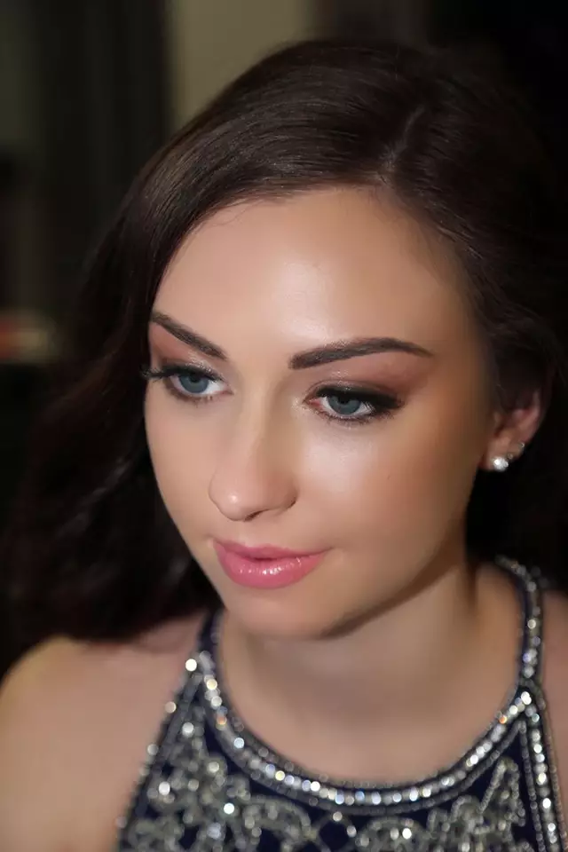 Hair & Makeup: Katerina Rapoport 6