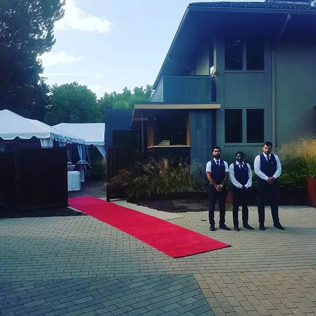 Valet Services: King Valet 23