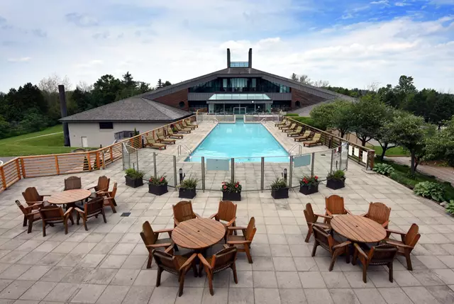 Conference Centres: Kingbridge Conference Centre 8