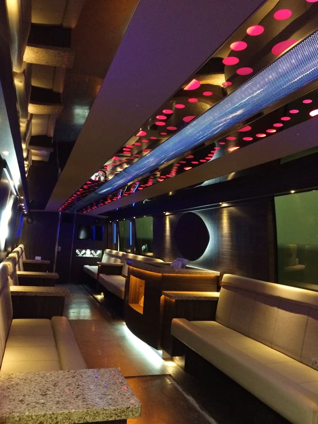 LA Limousines, Vaughan