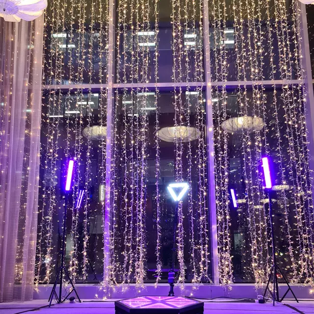 Photo Booths: LOL Photo Booth 12