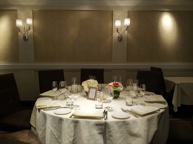 Italian Restaurant Dining Table