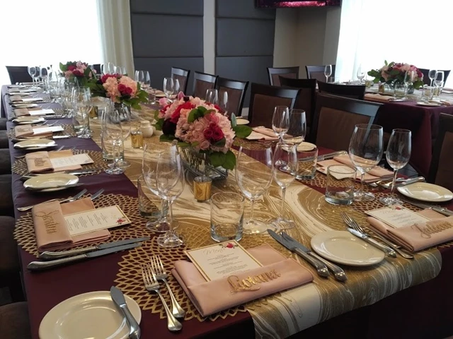 Italian Restaurant Dining Table