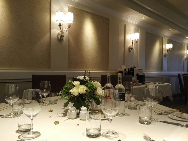 Italian Restaurant Dining Table