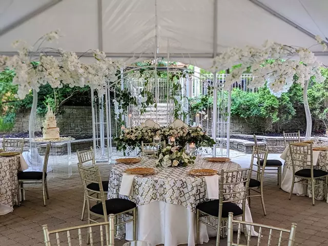 Banquet Halls: La Primavera Event Space 4