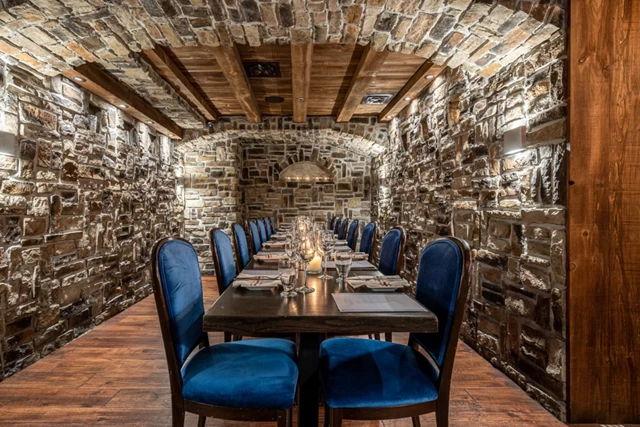 Restaurants: La Vecchia Ristorante 6