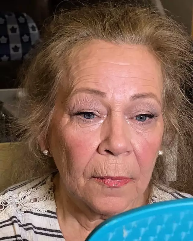 Hair & Makeup: Lena K Makeup 11