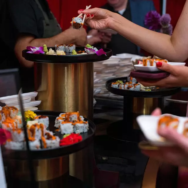 Full Service Caterers: Liberty Oak Catering and Events 3
