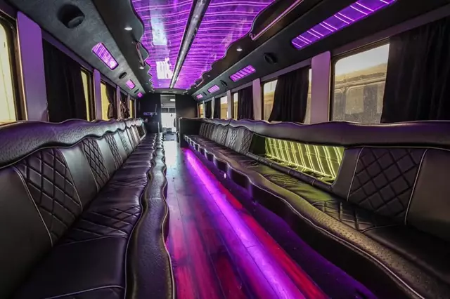 Limousines: Limousine Rentals Toronto 2