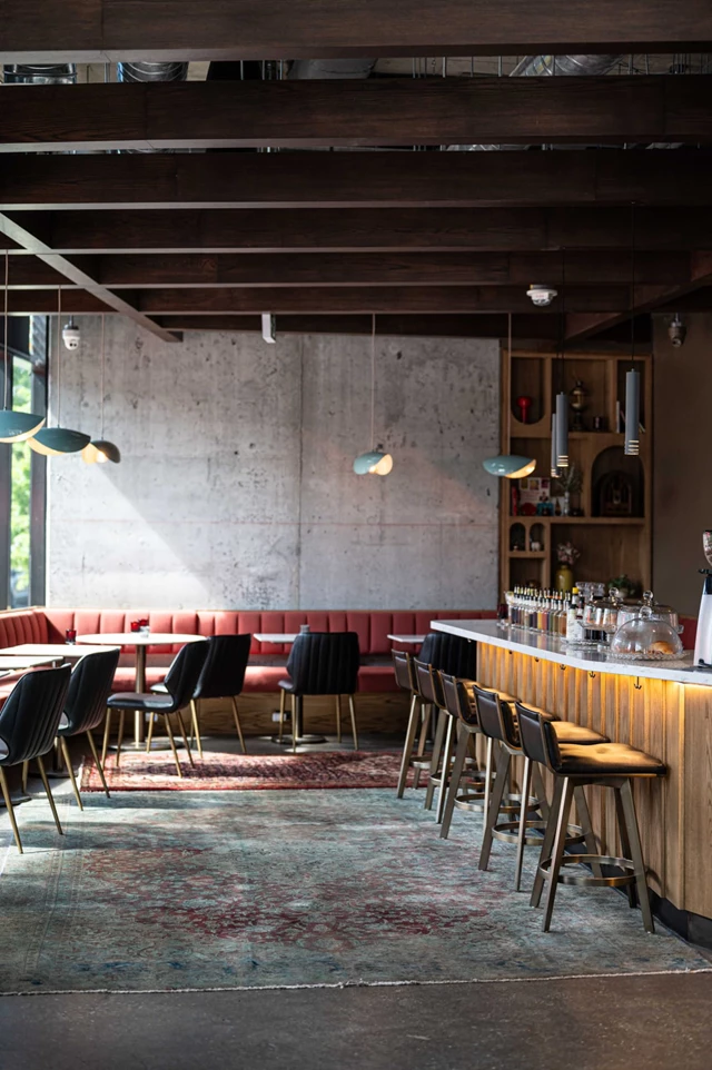 Restaurants: Lisbon Hotel 7