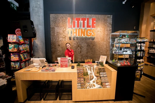 Galleries/Museums: Little Canada 1