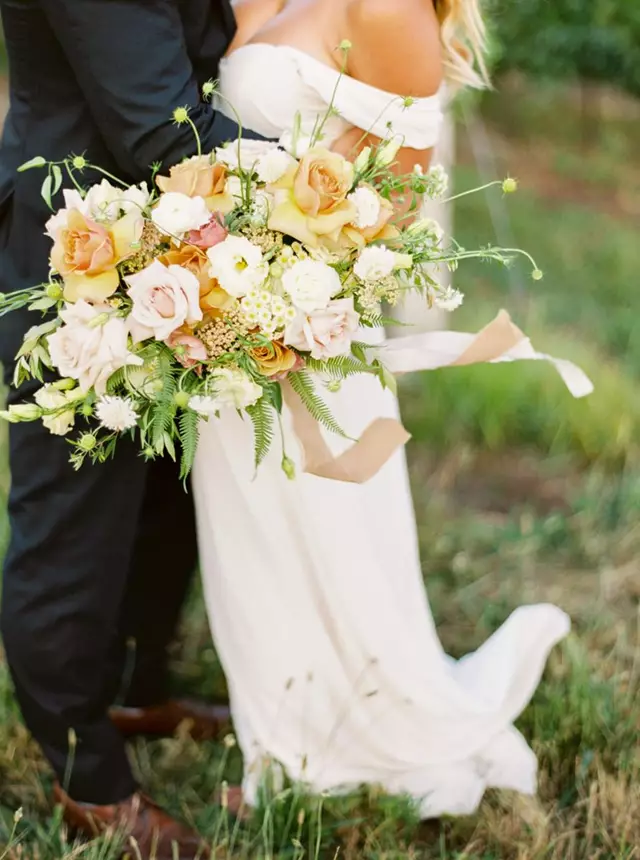 Florists: Living Fresh Flower and Plant Studio 5