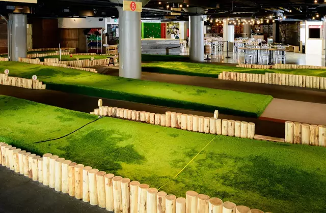 Entertainment Venues: Lob Toronto 4