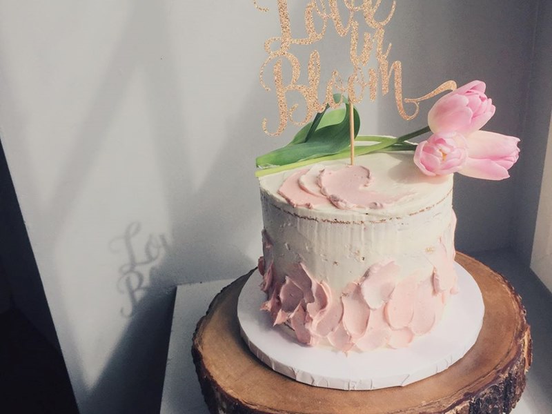 Love in Bloom Cakes